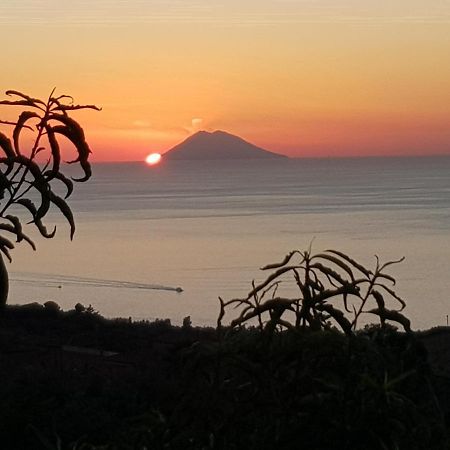 B&B La Casa Di Martina Zambrone Bagian luar foto