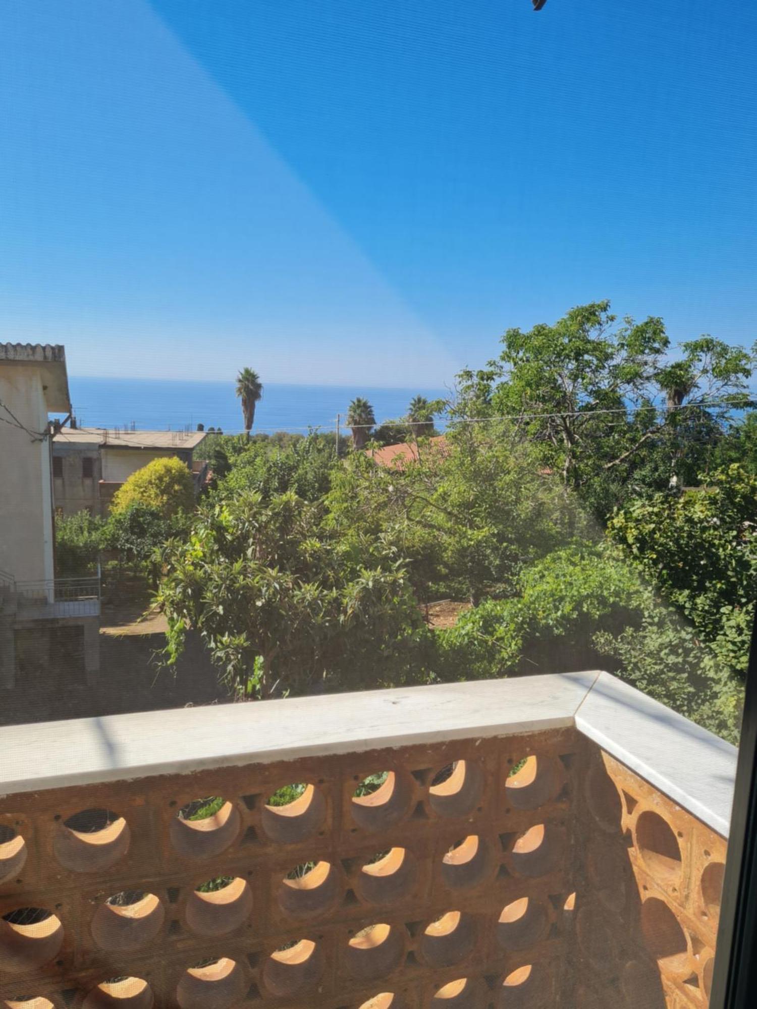 B&B La Casa Di Martina Zambrone Bagian luar foto